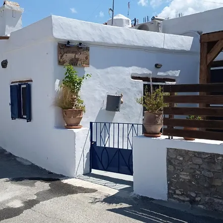 Grandma Stella's Old House Apolakkia